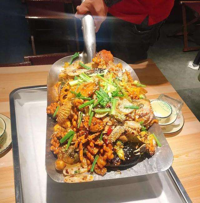上城手抓海鲜加盟